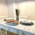 Corte D'oro Nel Centro Storico - Wi-fi & Netflix Apartmán Lecce