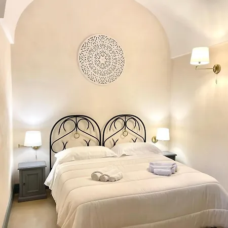 アパート Corte D'oro Nel Centro Storico - Wi-fi & Netflix レッチェ